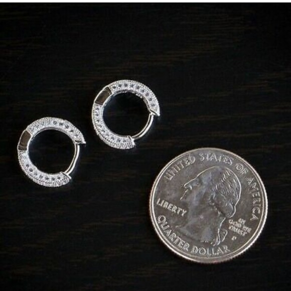 NEW 18k gold plated luxury earrings - Picture 4 of 4